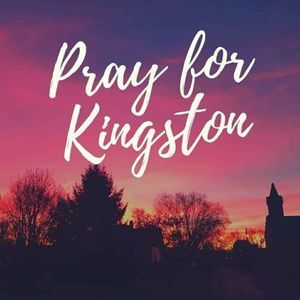 Meet your Posher, Larissa